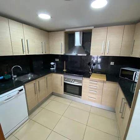 Ikigai - 6p Modern With Parking & Swimming Pool 아파트